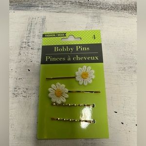 Daisy flower bobby pin hair clips gold clips flowers new